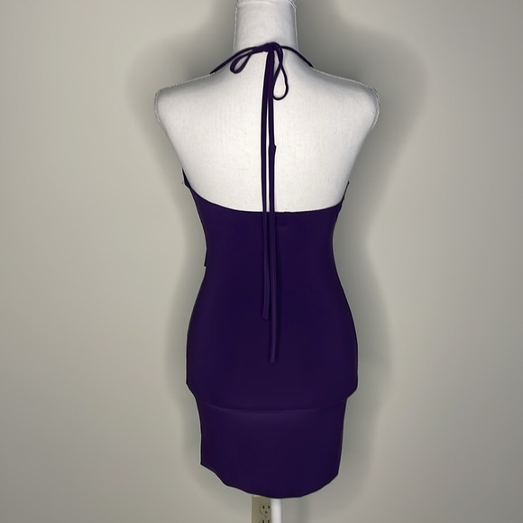 Demore Stylish Purple Plum Ruffle Halter Dress. Medium - Picture 4 of 10